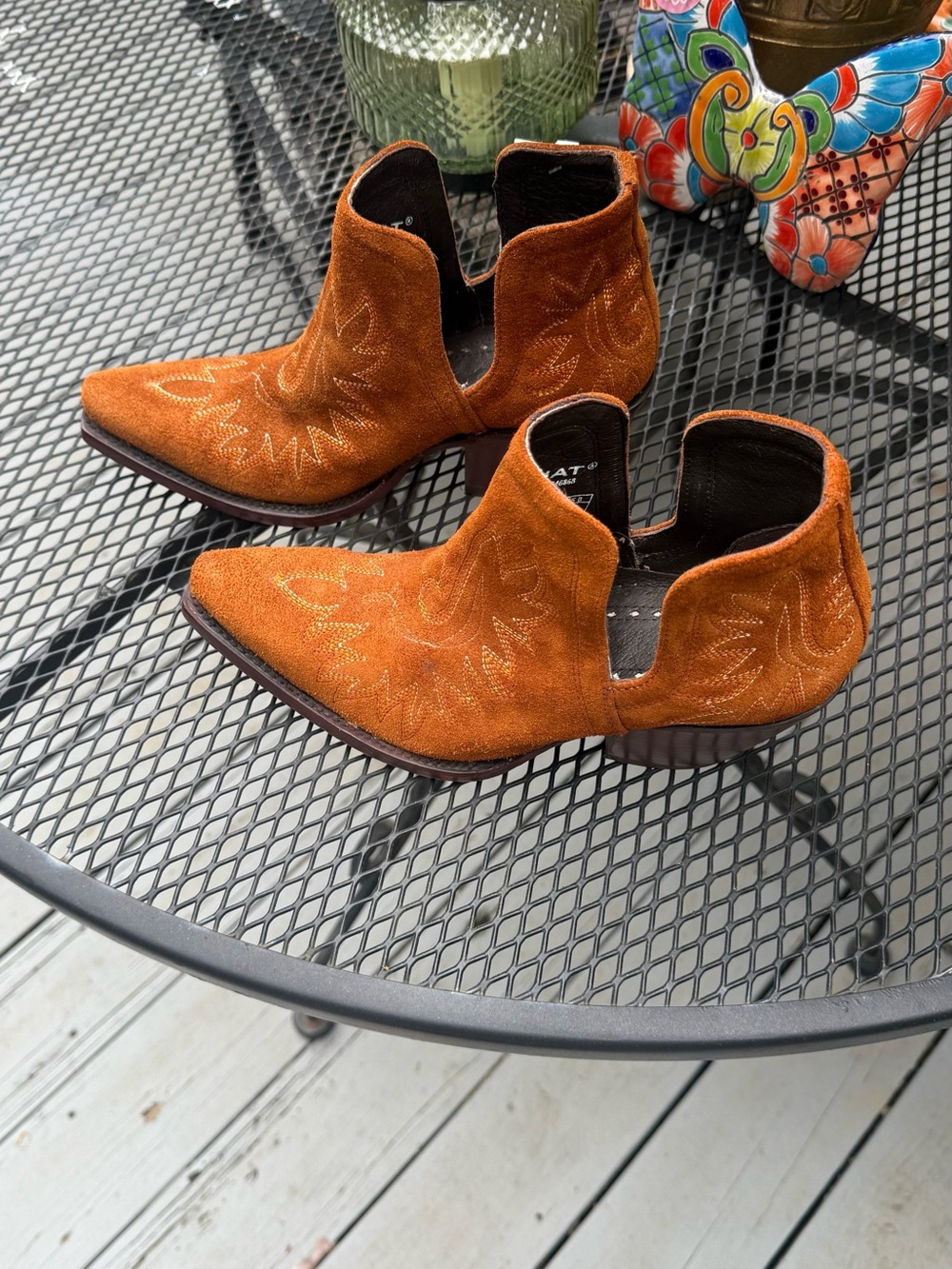 Ariat Dixon Terra Suede Western Ankle Boots - Picture 3 of 6